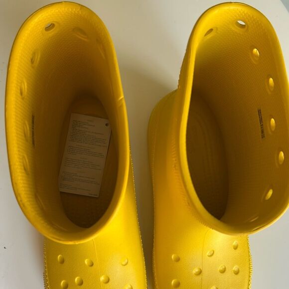 SOLD Crocs Unisex-Adult Classic Boot Rain, Sunflower, size women’s 10,… - Picture 10 of 12